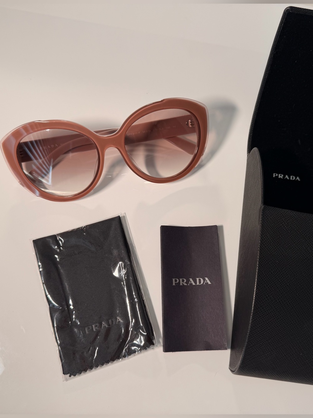 Authentic Prada SPR 01Y-F oversized sunglasses in beautiful pink/rose color.